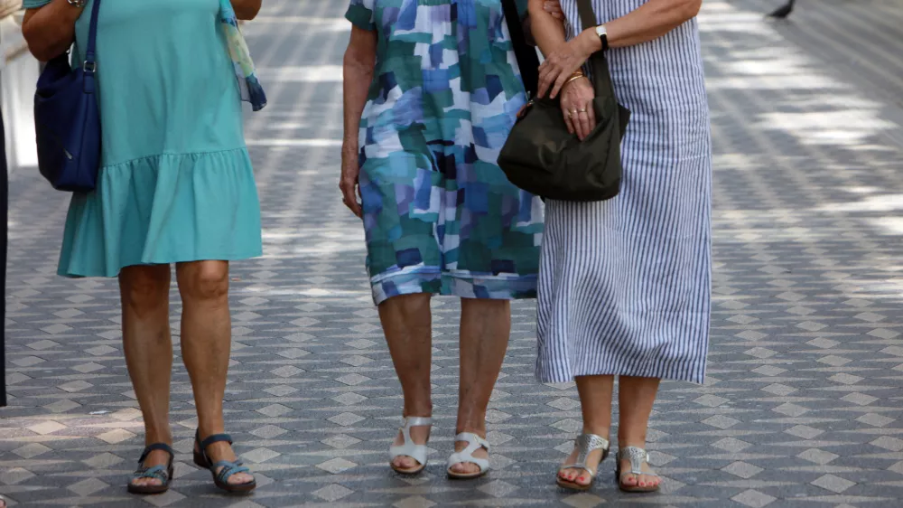 12.06.2025 -simbolična fotografija - upokojenci, novelo zakona o dolgotrajni oskrbi, novelo zakona o pokojninskem in invalidskem zavarovanjuFoto: Tomaž Skale