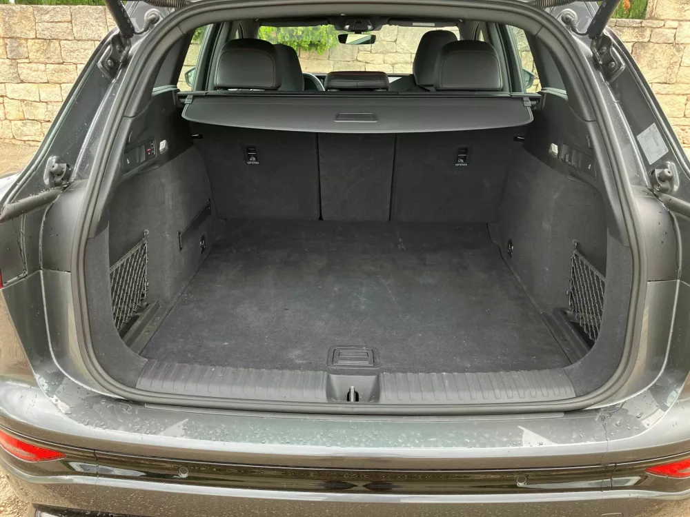 Audijev veliki &scaron;portni terenec: Ko te vse navdu&scaron;i, le cena ne