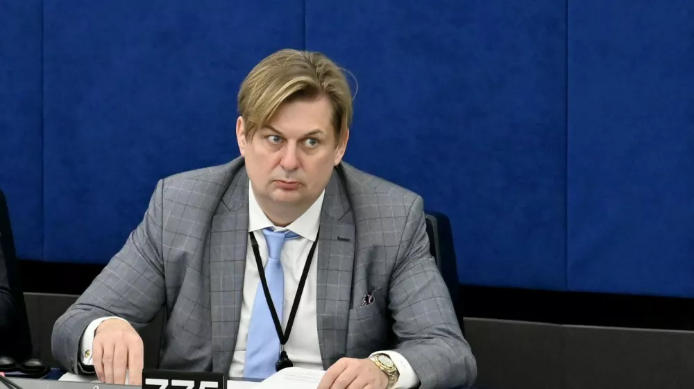 Maximilian Krah iz vrst Alternitive za Nemčijo (AfD) v evropskem parlamentu. Foto: Profimedia