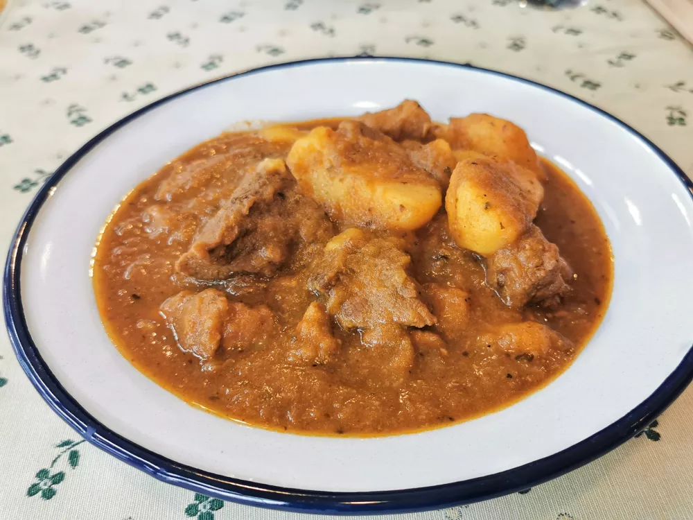 Restavracija Kodila, magazin / Foto: Miha First