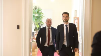 - Jernej Vrtovec, poslanec NSi,- Matej Tonin predsednik in poslanec NSI,- 11.07.2025. - predsednik vlade Robert Golob je gostil srečanje s predsedniki parlamentarnih strank na temo članstva Slovenije v Natu ter vprašanja izvedbe referenduma glede povečanja obrambnih izdatkov Slovenije.//FOTO: Bojan Velikonja