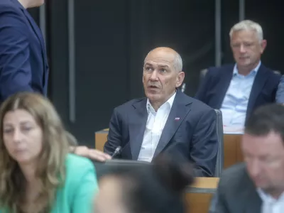 Janez Jan&scaron;a- 07.07.2025 - začetek redne seje DZ s poslanskimi vpra&scaron;anji ministrskemu zboru; DZ, velika dvorana, &Scaron;ubičeva 4, LJUBLJANA​//FOTO: Jaka Gasar