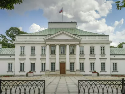 Belvedere Palast, Palac Belwederski, Belwederska, Lazienki-Park, Warschau, Woiwodschaft Masowien, Polen *** Belvedere Palace, Palac Belwederski, Belwederska, Lazienki Park, Warsaw, Mazowieckie Voivodeship, Poland,Image: 830917641, License: Rights-managed, Restrictions: imago is entitled to issue a simple usage license at the time of provision. Personality and trademark rights as well as copyright laws regarding art-works shown must be observed. Commercial use at your own risk., Model Release: no