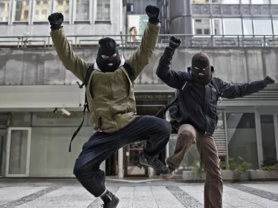 ilustrativna fotografija - rop SKB trezorjev, obletnica ropa, ropar - zamaskirani ropar FOTO: JAKA GASAR / NEDELJSKI