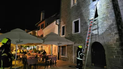 Orientalski sr&scaron;eni v Kopru