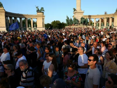 People attend a protest against state-funded political propaganda in Budapest, Hungary, September 21, 2025. REUTERS/Bernadett Szabo