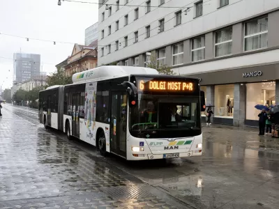 Mestni avtobus, LPP, Ljubljanski potni&scaron;ki promet, avtobus