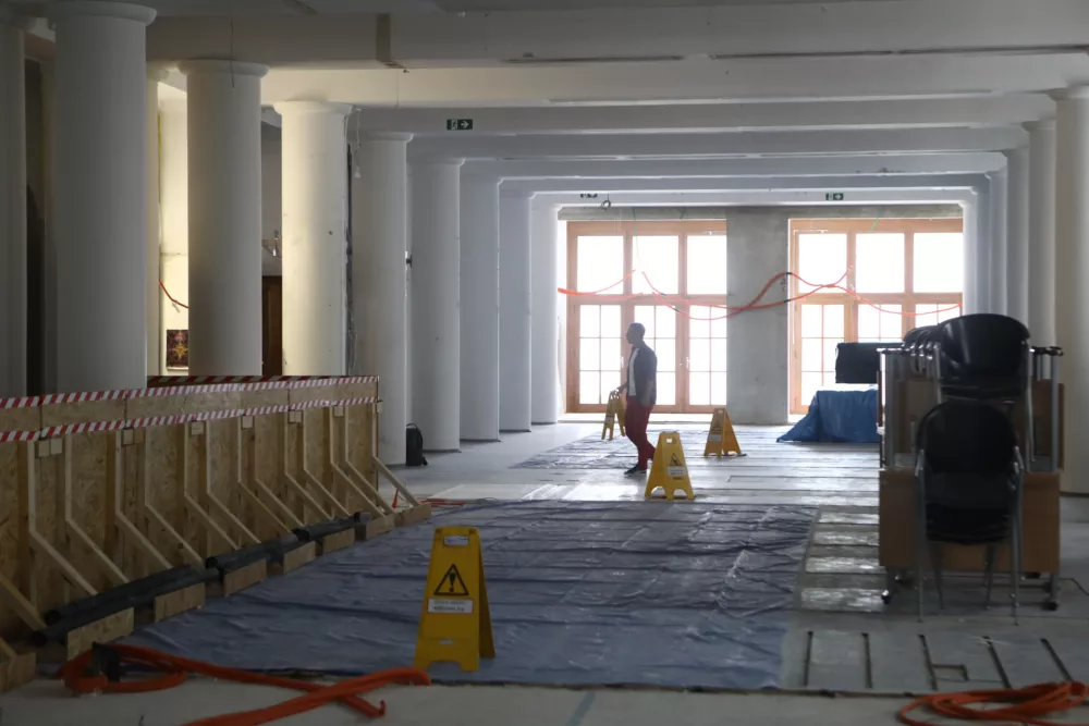 23.9.2025 NUK Čitalnica v NUK novinarska konferenca o prenovi čitalni&scaron;kega prostora Foto luka cjuha