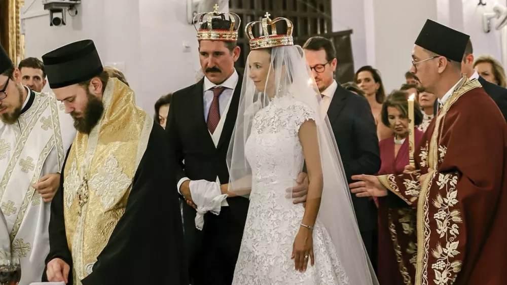 Princ Aleksandar Karađorđević se je pomoročil s stomatologinjo Vesno Jelić. F instagram