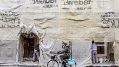 Obnova stare stavbe, gradbeništvo, delavci, fasaderstvo, nepremičnine - stavba - izolacija Weber - Energetska unčinkovist - -,- 06.12.2017 – Poljanska cesta v Ljubljani - stara stavba - obnova - fasada-   //FOTO: Bojan Velikonja