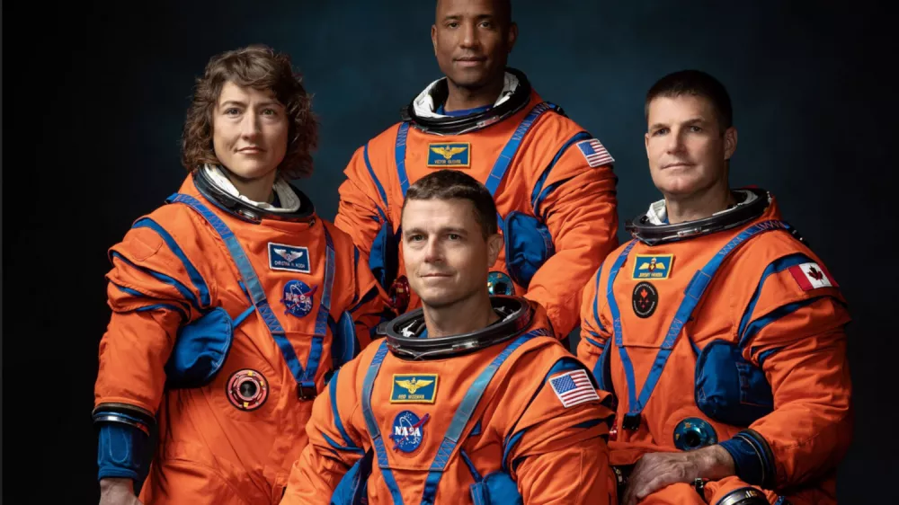 Posadka, ki čaka na pot: Reid Wiseman, Christina Koch, Victor Glover in Jeremy Hansen. / Foto: Nasa