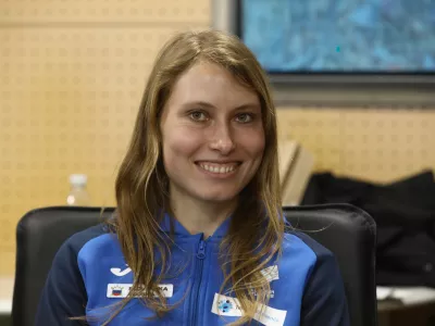 Maru&scaron;a Mi&scaron;ma&scaron; Zrim&scaron;ek27.02.2023 &ndash; Atletska zveza Slovenije (AZS) - mo&scaron;ka in ženska atletska reprezentanca pred odhodom na dvoransko evropsko prvenstvo v Turčiji. atleti - atletika //FOTO: Luka Cjuha