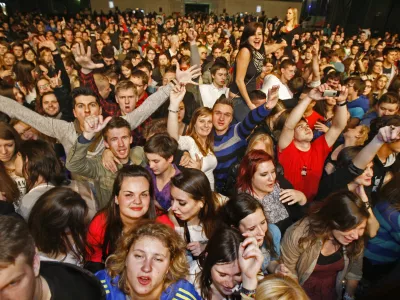 &scaron;tudenti - brusi - - 6.11.2013 - največje brucovanje v Sloveniji pod nazivom BRUC 2013, &scaron;tudentska zabava na Gospodarskem razstavi&scaron;ču v Ljubljani//FOTO: Tomaž Skale