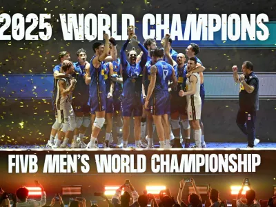 Volleyball - Men's World Championships - Final - Bulgaria v Italy - SM Mall of Asia Arena, Pasay City, Philippines - September 28, 2025 Italy players celebrate with the trophy on the podium after winning the Men's World Championships REUTERS/Noel Celis