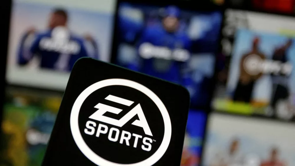 FILE PHOTO: EA (Eletronic Arts) Sports logo is seen in this illustration, August 10, 2022. REUTERS/Dado Ruvic/Illustration/File Photo