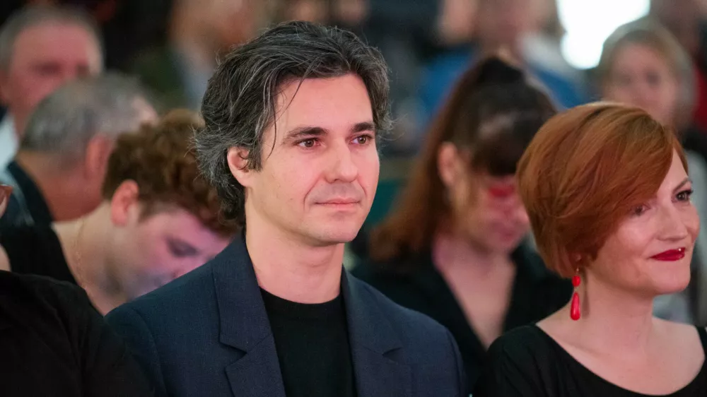 Celje, Celjski dom.Redni kongres stranke Levica.Koordinator Levice in minister za delo Luka Mesec ter ministrica za kulturo Asta Vrecko.