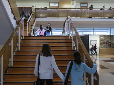 Kadrovska kriza: Brez učiteljev ni &scaron;ole, toda kje jih dobiti?