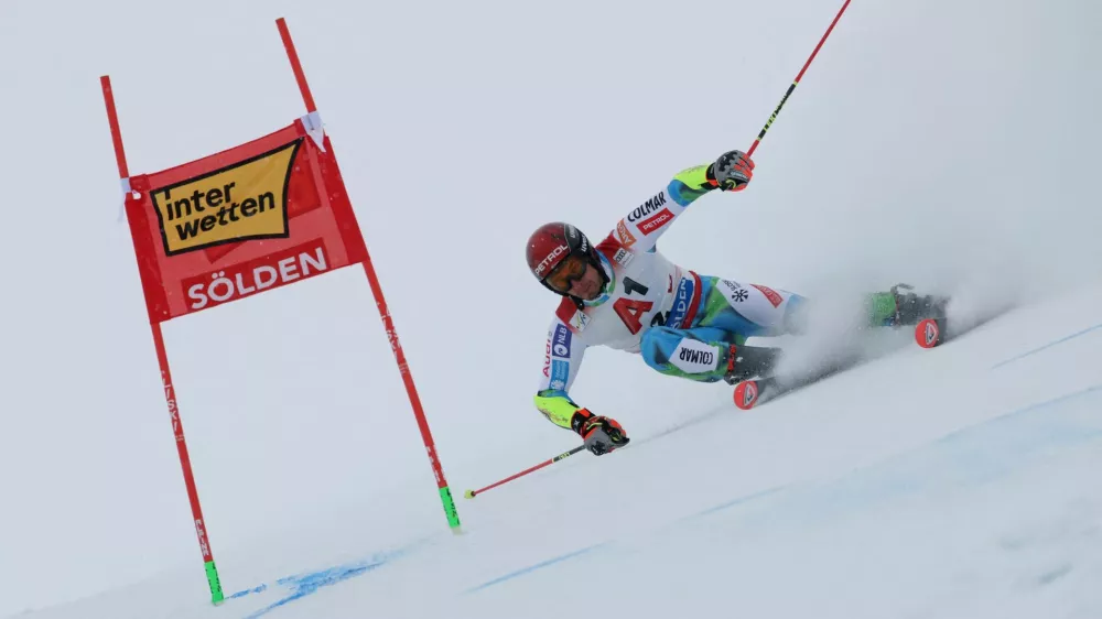 Alpine Skiing - FIS Alpine Ski World Cup - Men's Giant Slalom - Soelden, Austria - October 26, 2025 Slovenia's Zan Kranjec in action REUTERS/Leonhard Foeger / Foto: Leonhard Foeger