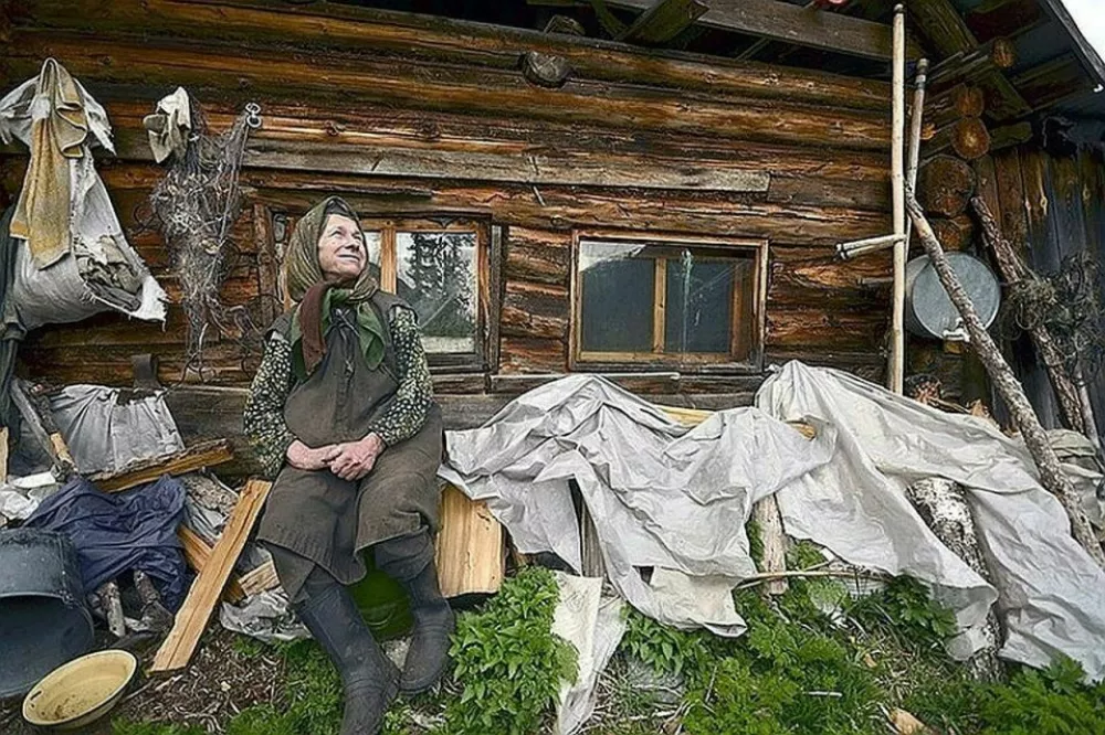 Danes že sprejme oblačila in predmete, ki jih ji nosijo &scaron;tudentje. Foto: posnetek zaslona youtube