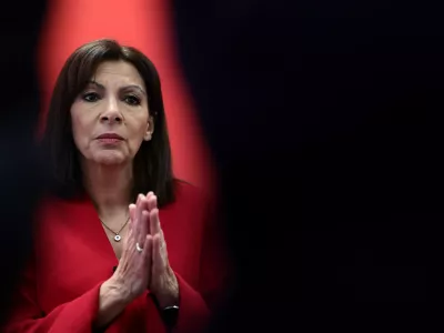 Mayor of Paris and Socialist Party (PS) presidential candidate Anne Hidalgo attends an interview with Reuters at her campaign headquarters in Paris, France, March 16, 2022. Picture taken March 16, 2022. REUTERS/Sarah Meyssonnier