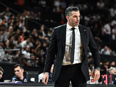 Du&scaron;an Alimpijević, Be&scaron;ikta&scaron;