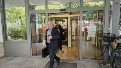 Ale&scaron; Hojs je pričal, da je bil zaradi članka pod velikim pritiskom. 