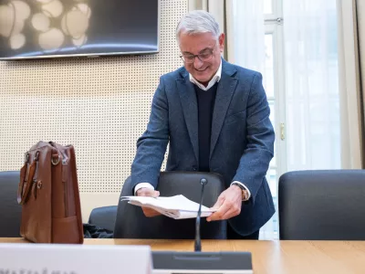 Ljubljana, vlada.Seja Ekonomsko-socialnega sveta, na kateri so med drugim obravnavali predlog proracunskih dokumentov RS za leti 2026 in 2027.Minister za gospodarstvo,turizem in sport Matjaz Han.