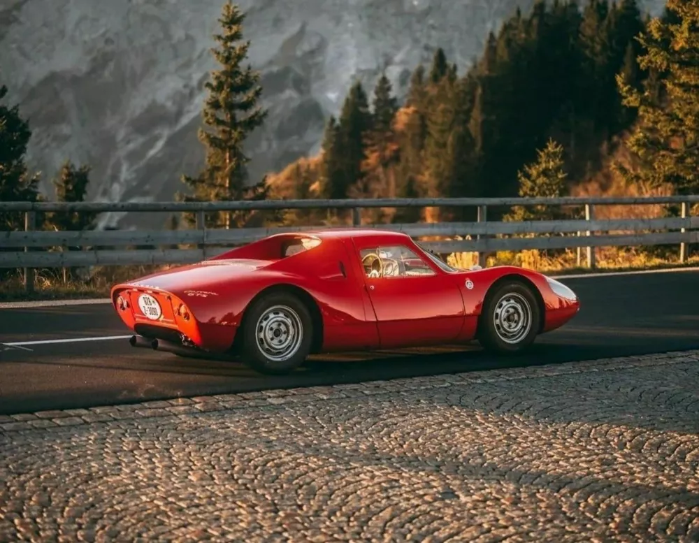 Porsche 904: Na streho je postavil svoj zajtrk