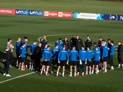 SLOVENSKA REPREZENTANCA f zboR BRDO FOTO NIK