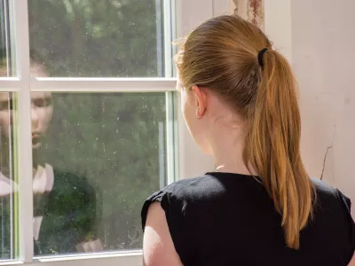 Zami&scaron;ljenost. simbolična fotografija.