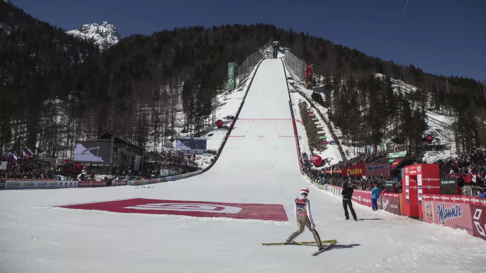 skakalnica - letalnica bratov Gori&scaron;ek - 19.03.2016 - Planica 2016. - FIS Finale svetovnega pokala v smučarskih skokih - ekipna tekma -  ///FOTO: Luka Cjuha.