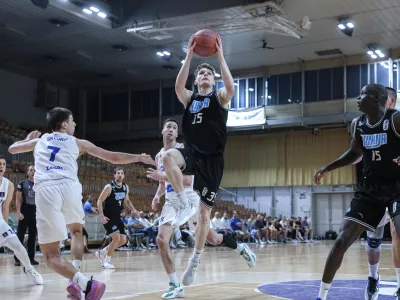 Luka Kure&scaron;- 04.06.2025 - ko&scaron;arka - Ilirija - Cibona, Hala Tivoli//FOTO: Jaka Gasar