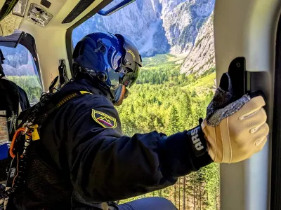 Re&scaron;evalni helikopter, policijski helikopter, nesreča v gorah, gorska nesreča, gore, GRZS, re&scaron;evanjeFoto: PU Kranj