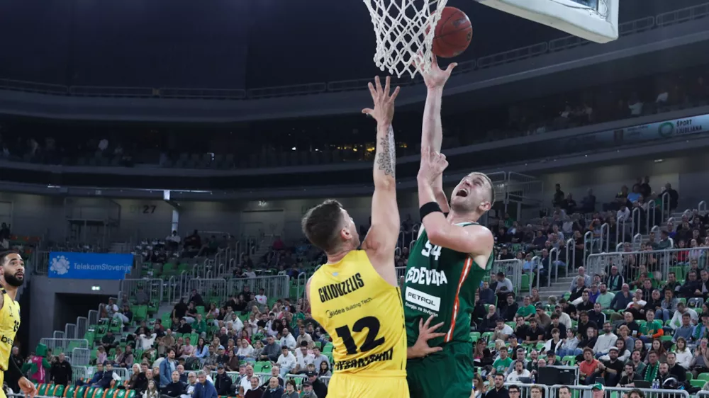 14.10.2025. Ko&scaron;arka Olimpija Aris Solun. Foto: Bojan Velikonja 