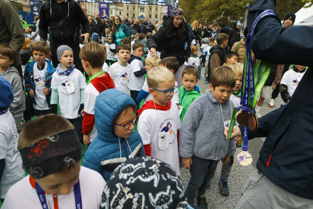 18.10.2025 - Ljubljanski maraton 2025 - tek - teka&scaron;ka prireditevFoto: Luka Cjuha