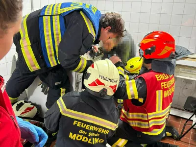 Avstrija su&scaron;ilni stroj re&scaron;evanje