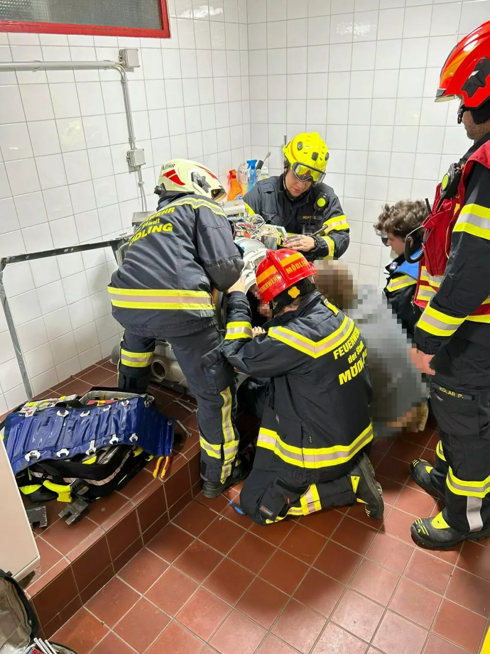 Avstrija su&scaron;ilni stroj re&scaron;evanje