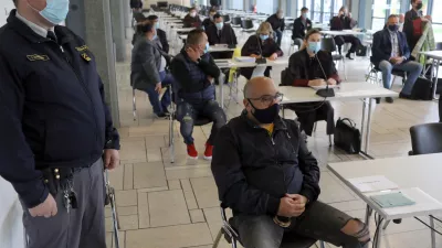 &ldquo;Krivi le zato, ker nismo beli, ampak črni&rdquo;