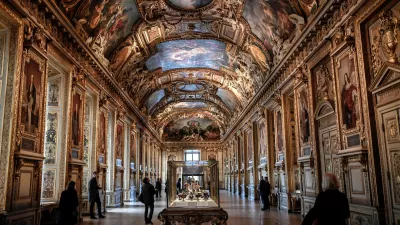 FILED - 14 January 2020, France, Paris: A view of the Galerie d'Apollon in the Louvre, where masked burglars reportedly broke in through a side under construction, stole jewellery from Napoleon's collection, and then fled. Photo: Stephane De Sakutin/AFP/dpa