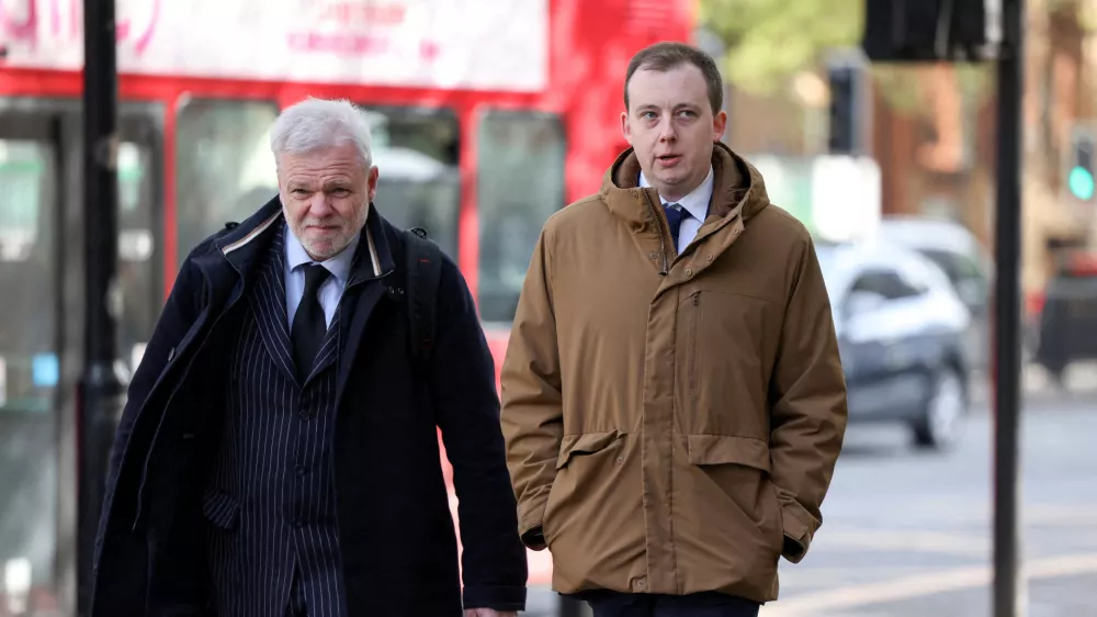 Velik politični prepir o kitajskem vohunjenju