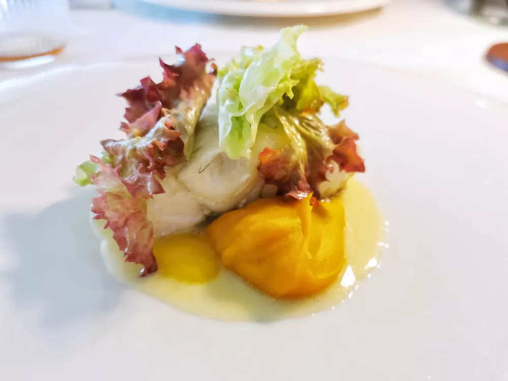 Smuč, Hi&scaron;a Krasna