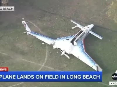 Letalo je zasilno pristalo na nogometnem igri&scaron;ču v Long Beachu.