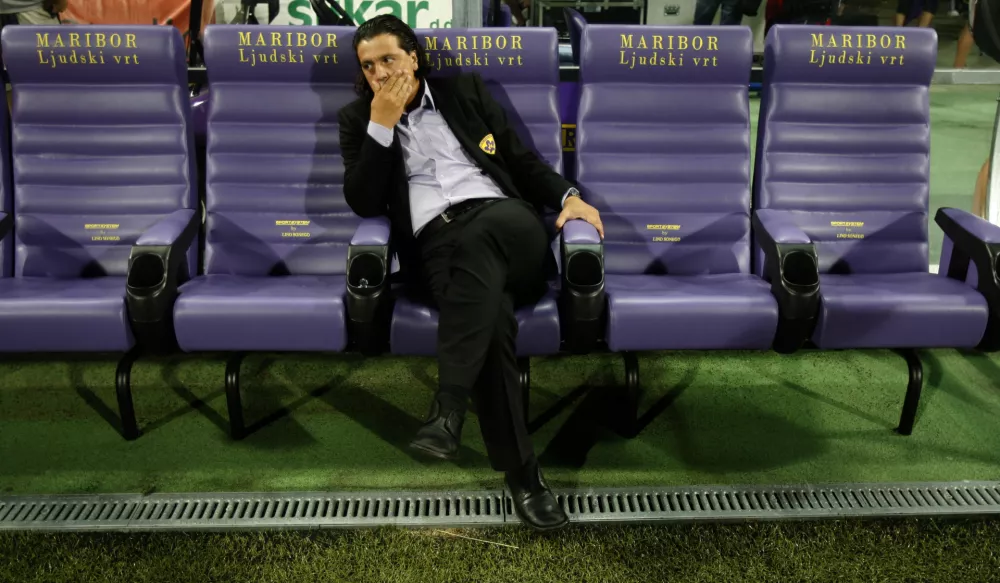 &scaron;portni direktor NK Maribor Zlatko Zahovič - nogomet - Maribor: Palermo, liga prvakov - kvalifikacije za evropsko ligo - 4 krog - povratna tekma- nogometa&scaron;i Maribora so doma premagali Palermo s 3:2 (1:0), a se vseeno poslovili od Evrope. Italijani so na prvi tekmi slavili s 3:0./FOTO: Matej Pov&scaron;e / Foto: Matej Pov&scaron;e