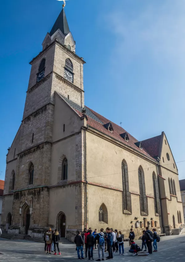 župnijska cerkev sv. Kancijana in tovari&scaron;ev mučencev v Kranju / Foto: Dragan Gavranovic