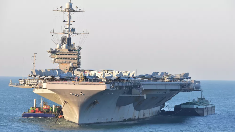 USS Harry S. Truman z oznako CVN-75 med gostovanjem v Lizboni pred leti. / Foto: Istock