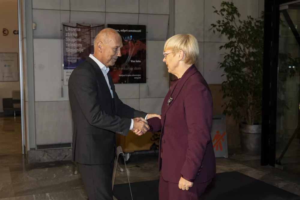 DNEVNIK MEDIJI - Bojan Petan in predsednica Republike Slovenije dr. Nata&scaron;a Pirc Musar (Foto: Katja Kodba)