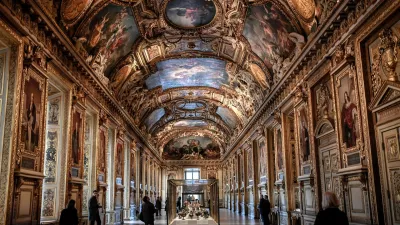 FILED - 14 January 2020, France, Paris: A view of the Galerie d'Apollon in the Louvre, where masked burglars reportedly broke in through a side under construction, stole jewellery from Napoleon's collection, and then fled. Photo: Stephane De Sakutin/AFP/dpa