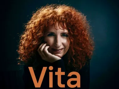 Vita Mavrič bo v torek v Linhartoni dvorani Cankarjevega doma izvedla koncert La&nbsp;Vita&nbsp;&egrave; bella / &Scaron;ansoni v ogledalu. / Foto: arhiv umetnice