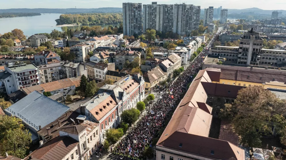 A drone view shows students walking on their journey to Novi Sad during a protest march over the fatal November 2024 Novi Sad railway station canopy collapse, which killed 16 people, triggering nationwide accusations of widespread corruption and negligence, in Belgrade, Serbia, October 30, 2025. REUTERS/Marko Djurica 