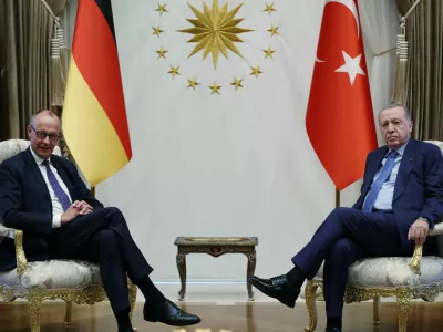 Turkish President Tayyip Erdogan meets with German Chancellor Friedrich Merz at the Presidential Palace in Ankara, Turkey, October 30, 2025. Murat Cetinmuhurdar/Turkish Presidential Press Office/Handout via REUTERS ATTENTION EDITORS - THIS PICTURE WAS PROVIDED BY A THIRD PARTY. NO RESALES. NO ARCHIVES.